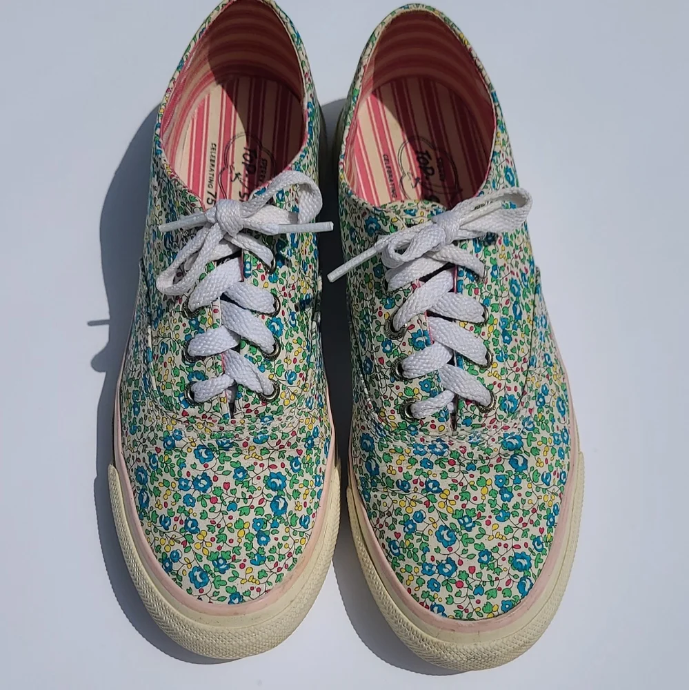 Sperry Top Sider Sneakers,. Size 7 - Picture 4 of 4